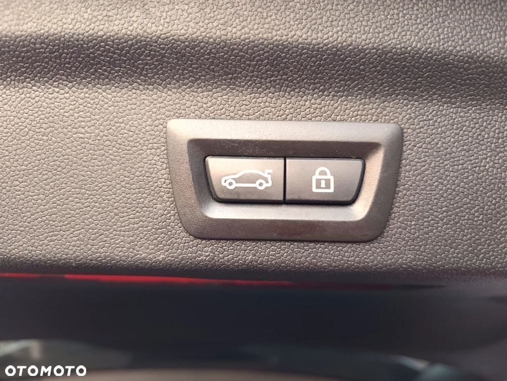 MINI Countryman Cooper SE ALL4 John Cooper Works Trim - 10