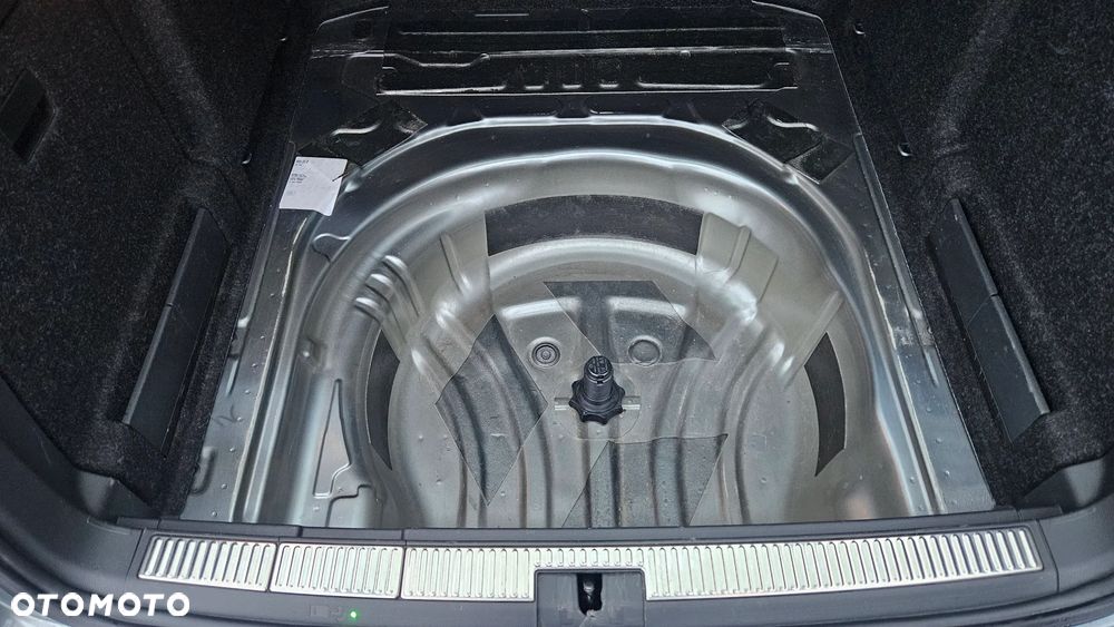 Skoda Superb 2.0 TDI DSG Ambition - 10