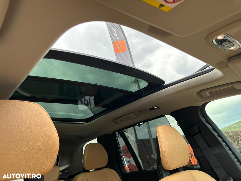 Volvo XC 90 D5 AWD Geartronic Inscription - 11