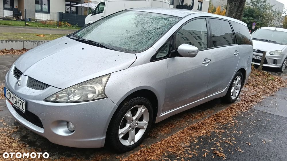 Mitsubishi Grandis - 5