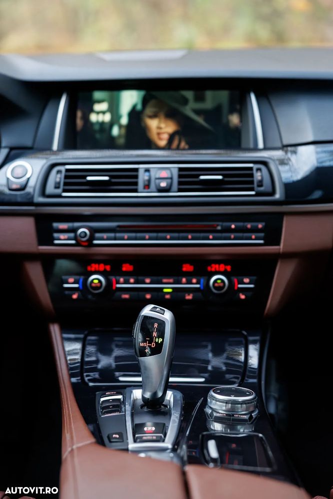 BMW Seria 5 520d - 13