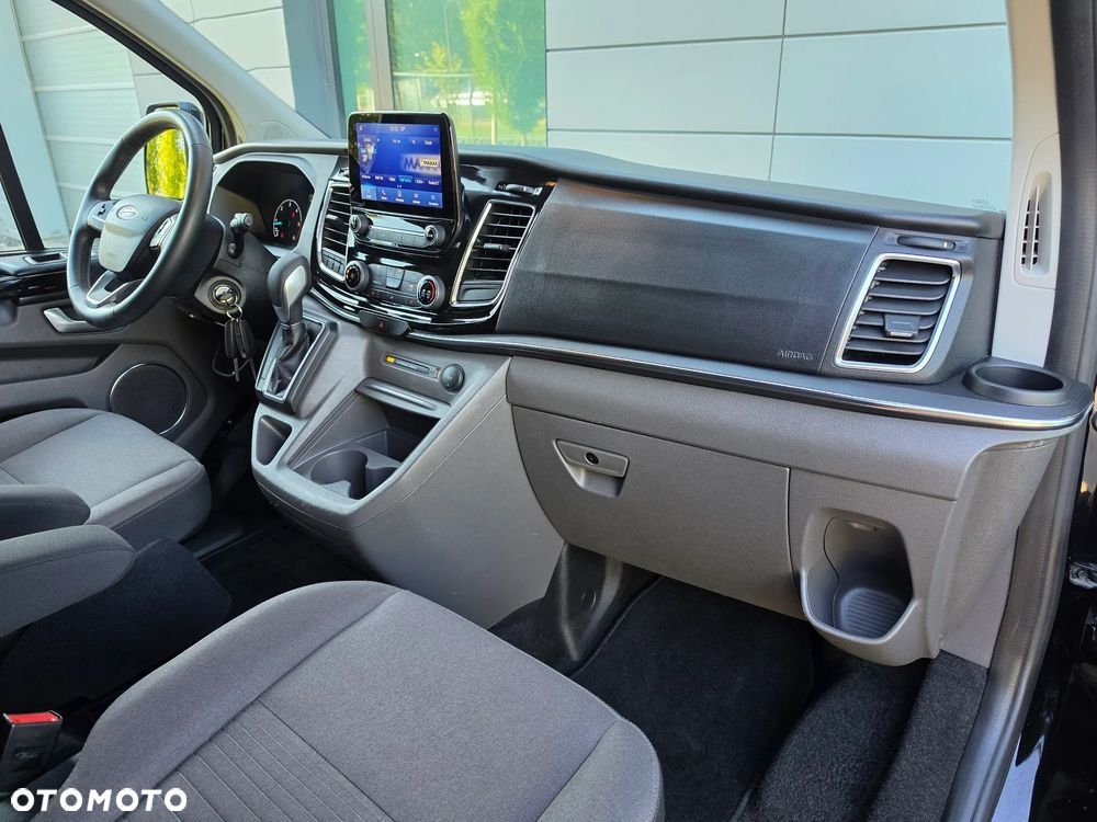 Ford Tourneo Custom 2.0 TDCi L2 Titanium SelectShift - 24