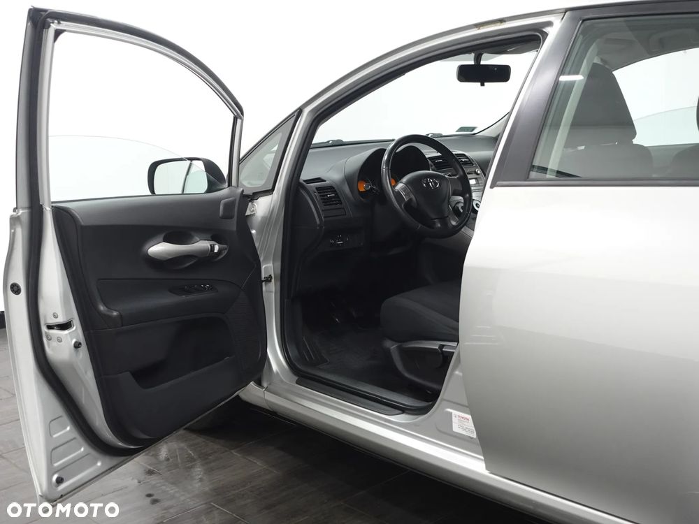 Toyota Auris 1.6 VVT-i Luna - 19