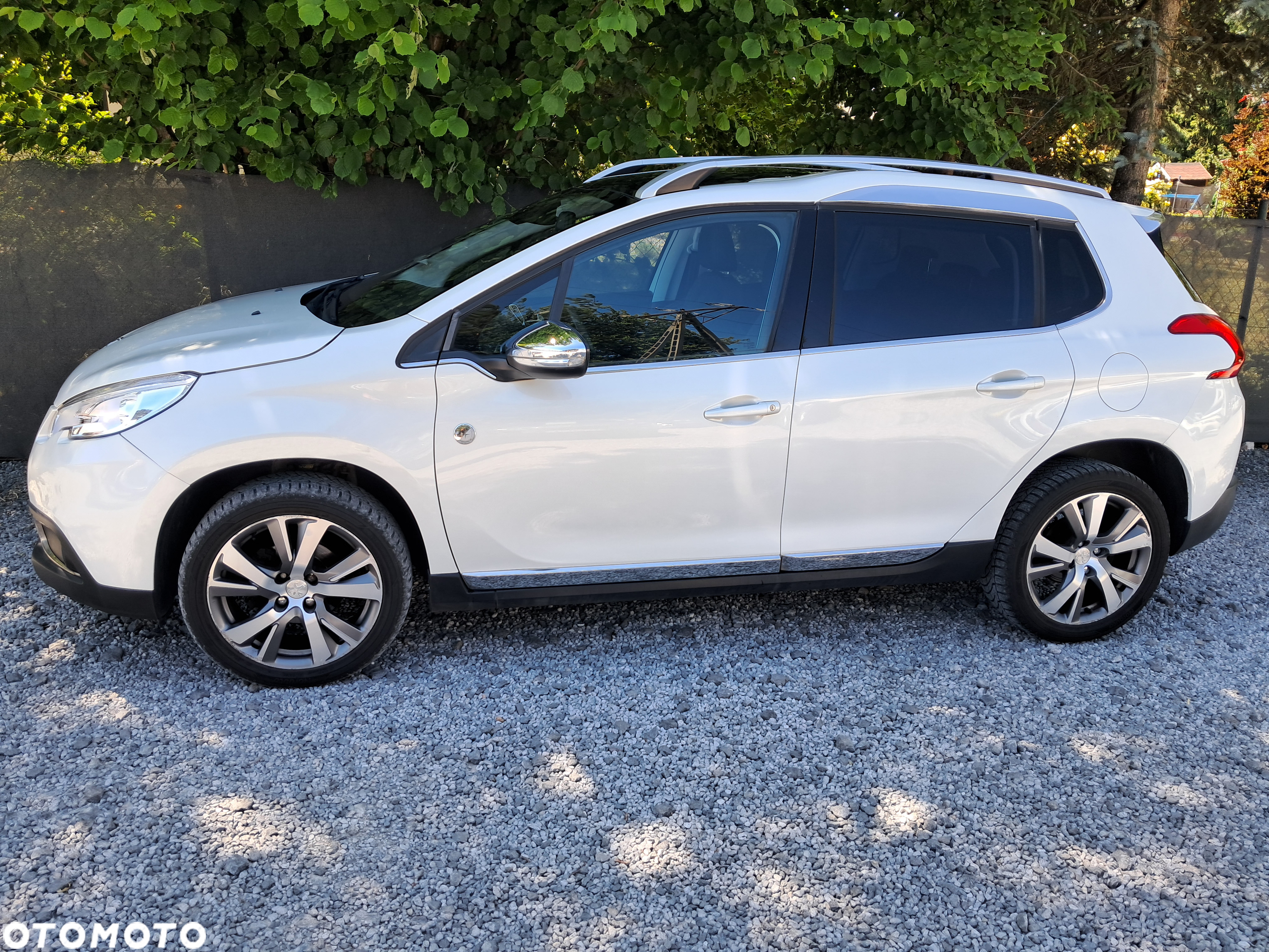Peugeot 2008 - 5