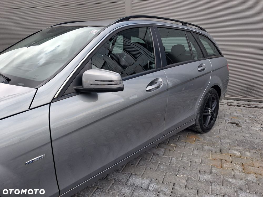 Mercedes-Benz Klasa C 220 CDI DPF (BlueEFFICIENCY) Elegance - 6