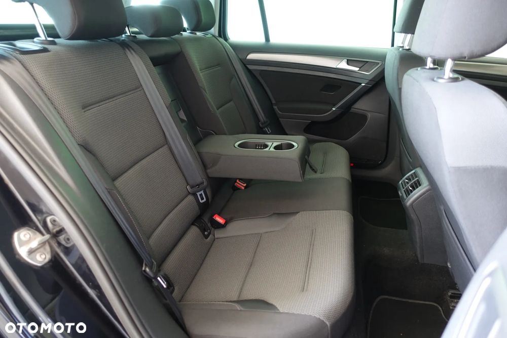 Volkswagen Golf 1.2 TSI BlueMotion Technology Comfortline - 16
