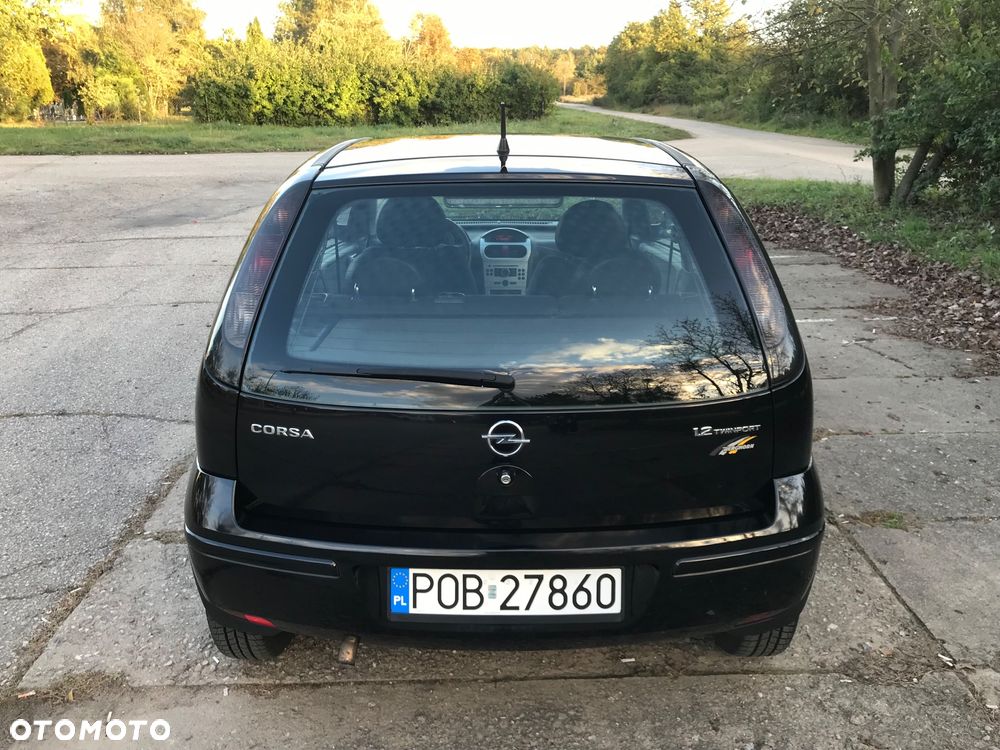 Opel Corsa 1.2 16V Limited Edition - 9