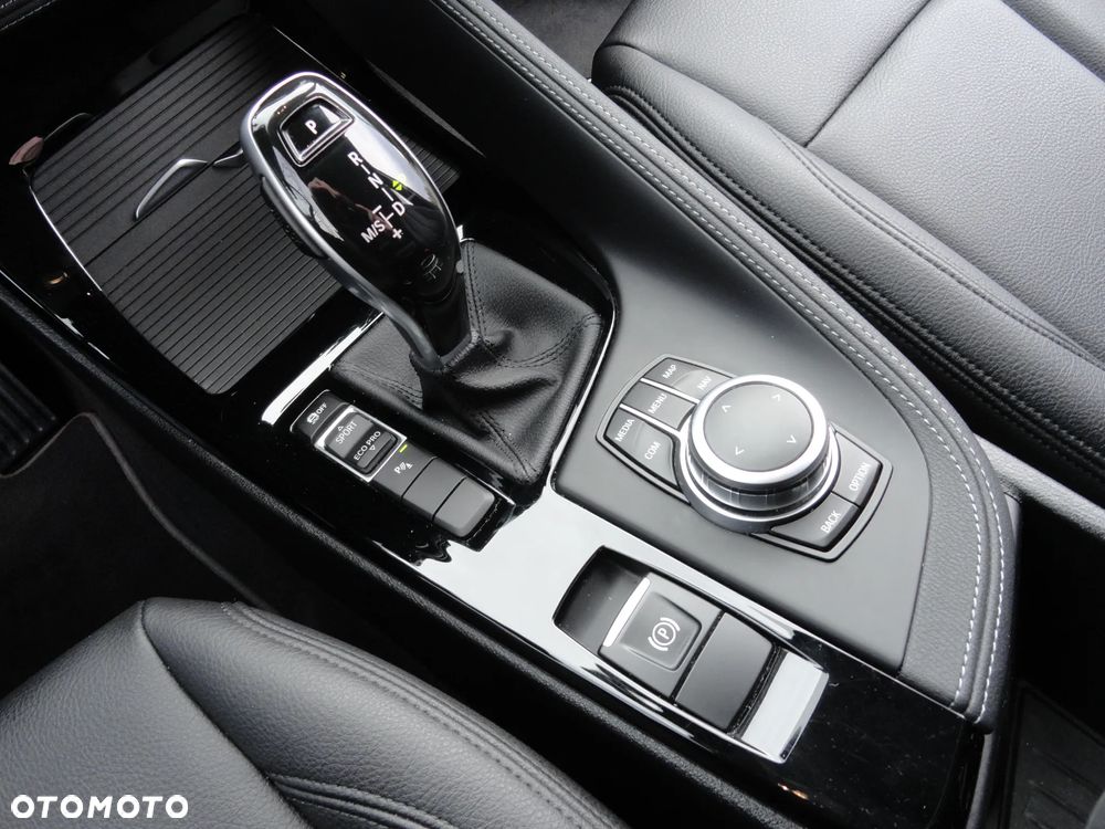 BMW X1 sDrive18d xLine sport - 15