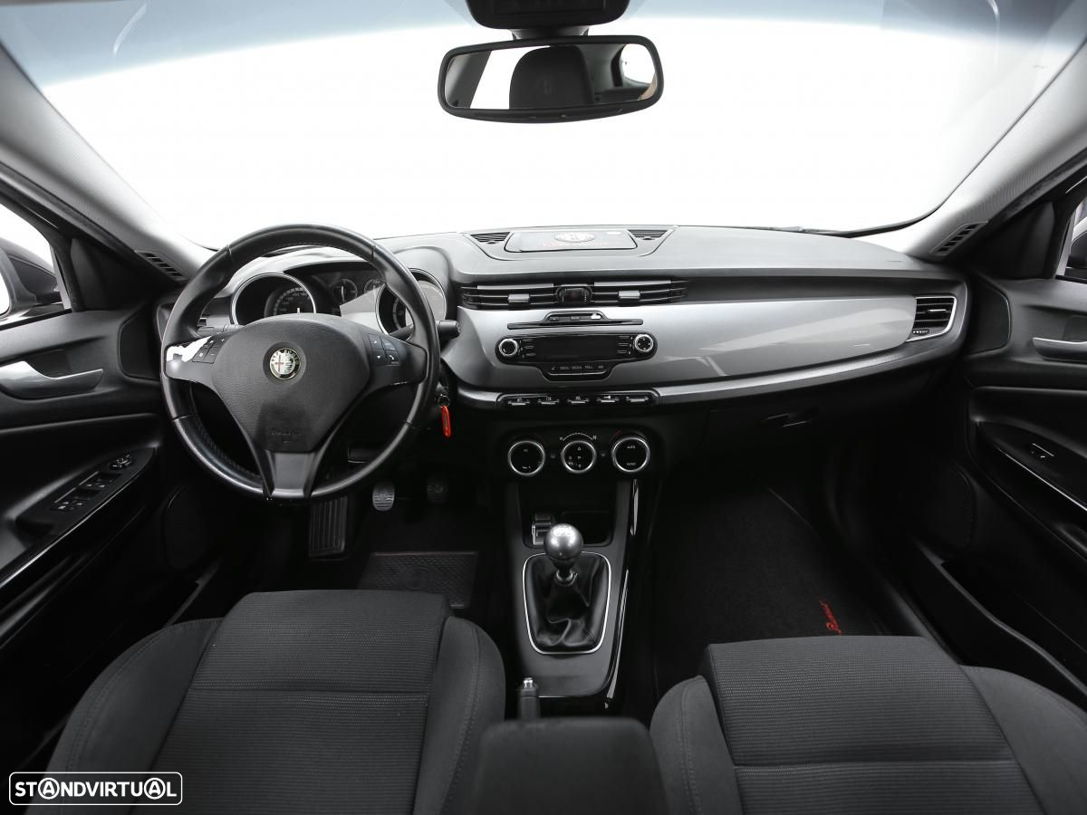 Alfa Romeo Giulietta - 6