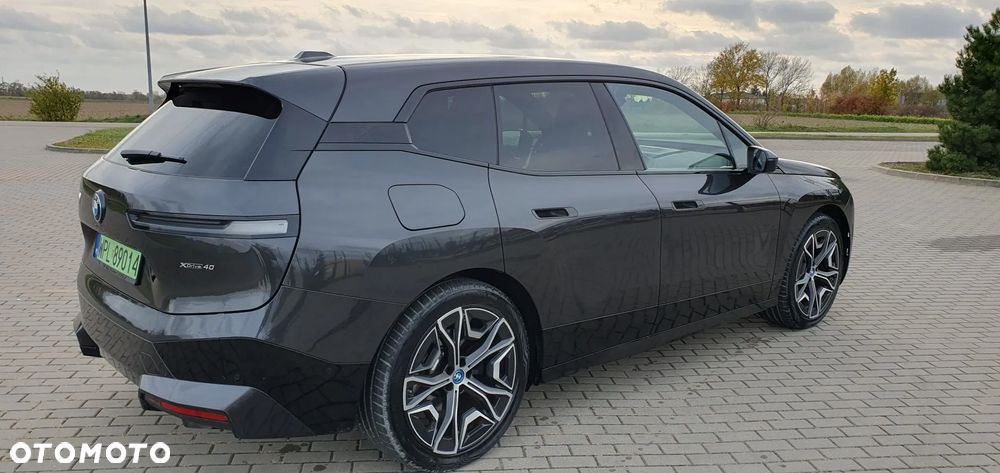 BMW iX xDrive40 - 4