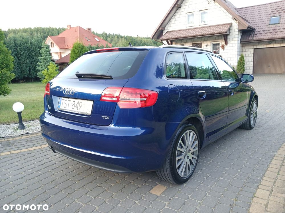 Audi A3 Sportback 2.0 TDI DPF S line Sportpaket - 3