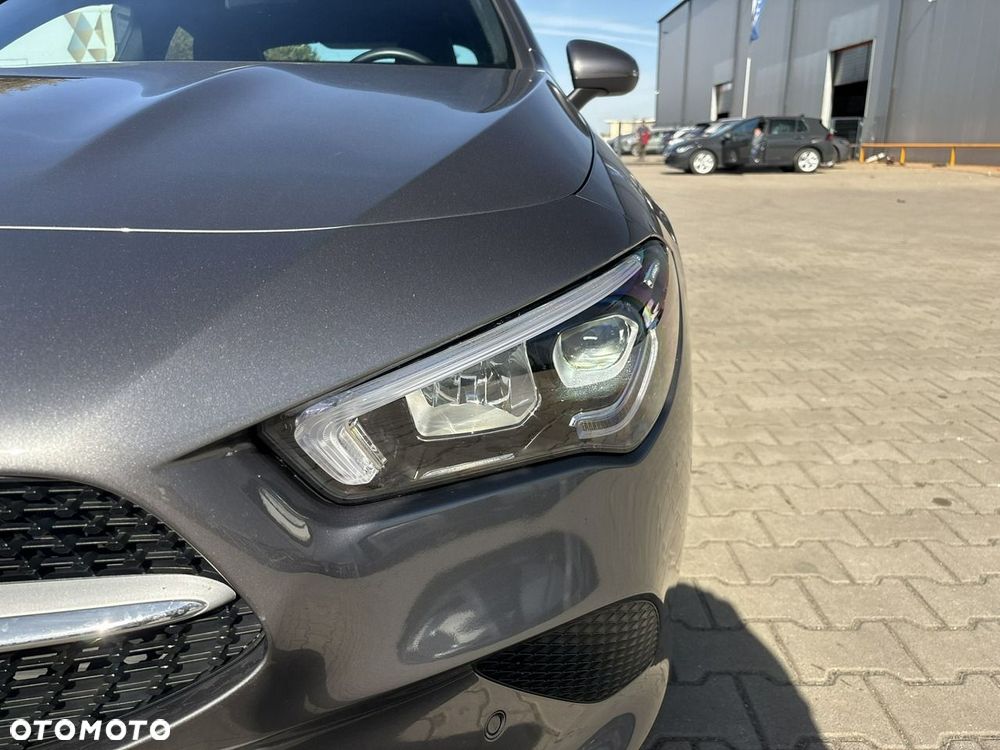 Mercedes-Benz CLA 180 7G-DCT Progressive - 9