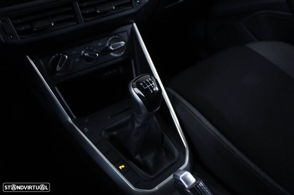 VW Taigo 1.0 TSI Urban - 33