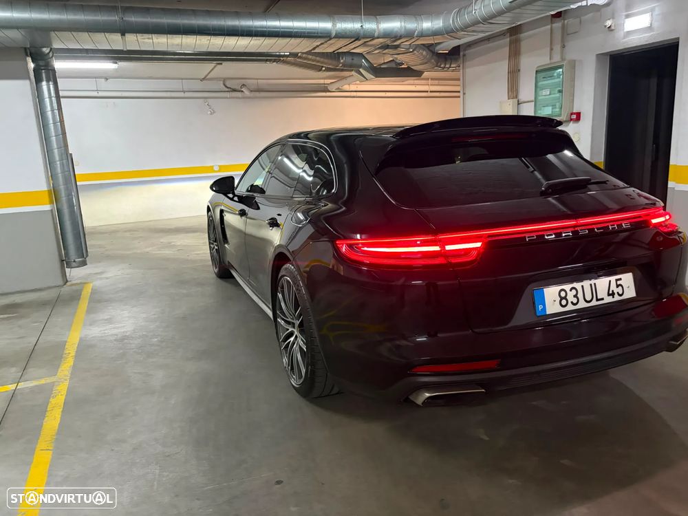 Porsche Panamera Sport Turismo 4 E-Hybrid - 5