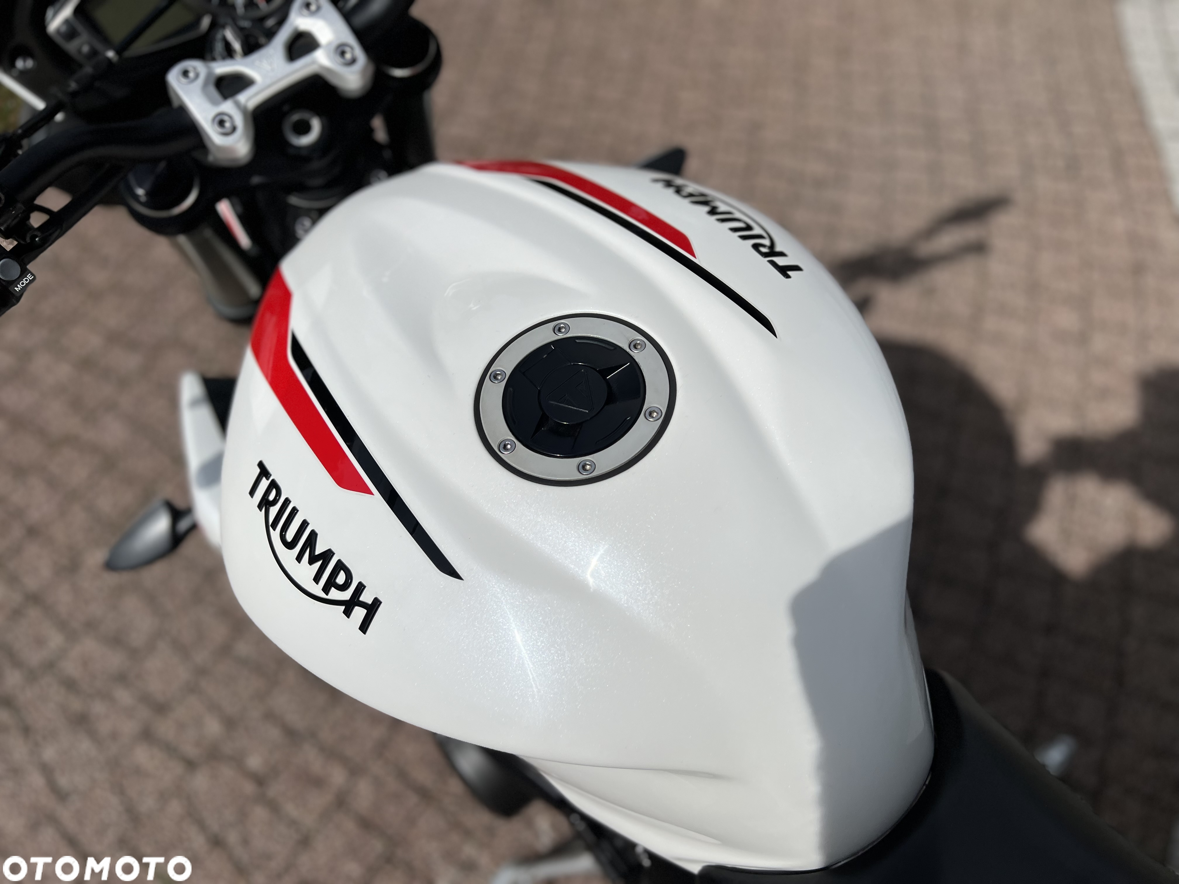 Triumph Street Triple - 34