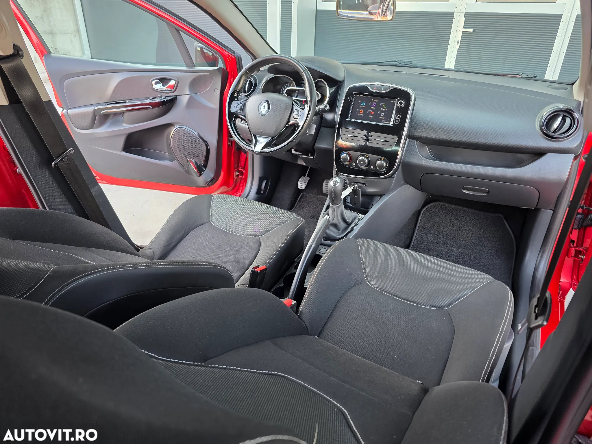 Renault Clio TCe 90 Limited - 14
