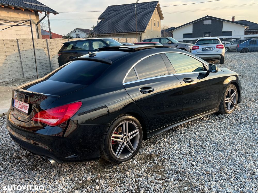 Mercedes-Benz CLA 220 CDI 7G-DCT AMG Line - 3