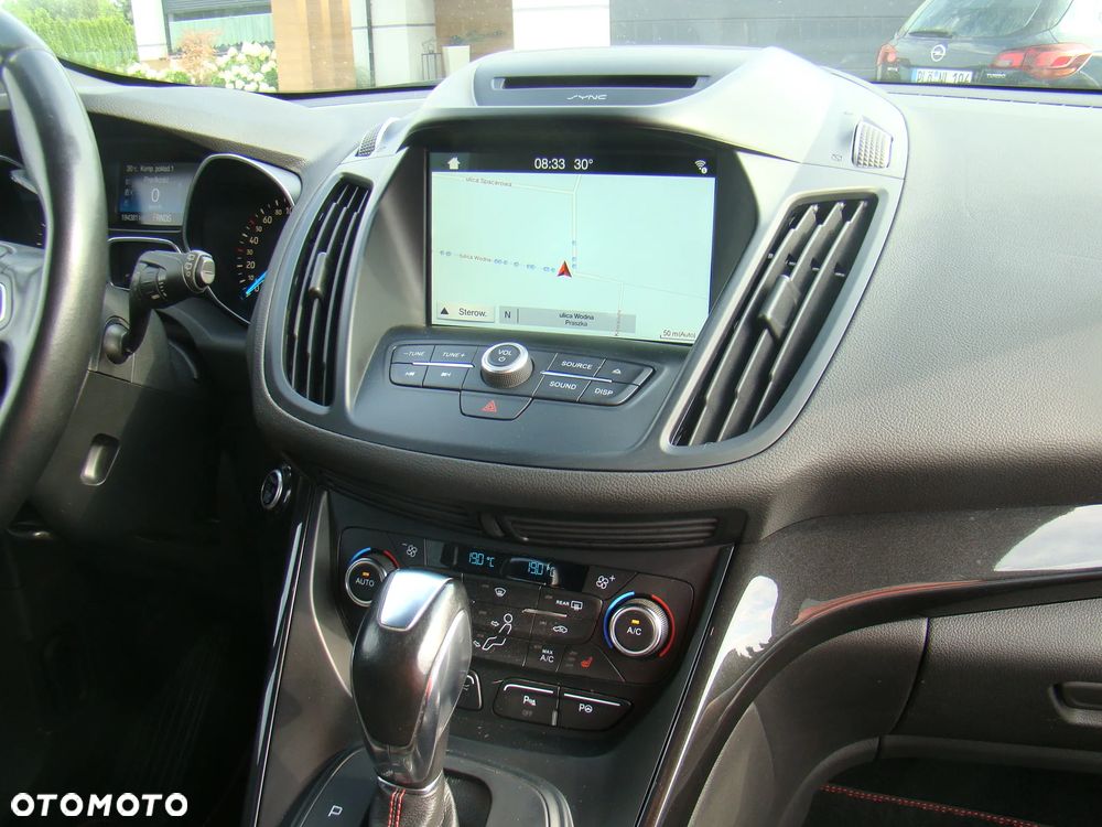 Ford Kuga 2.0 TDCi 4x4 ST-Line - 36