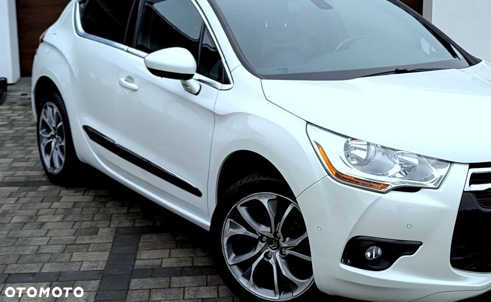 Citroën DS4 VTi 120 Urban Show - 22