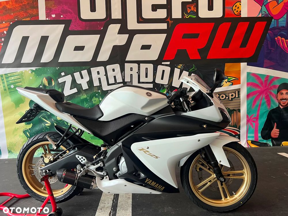 Yamaha YZF - 4
