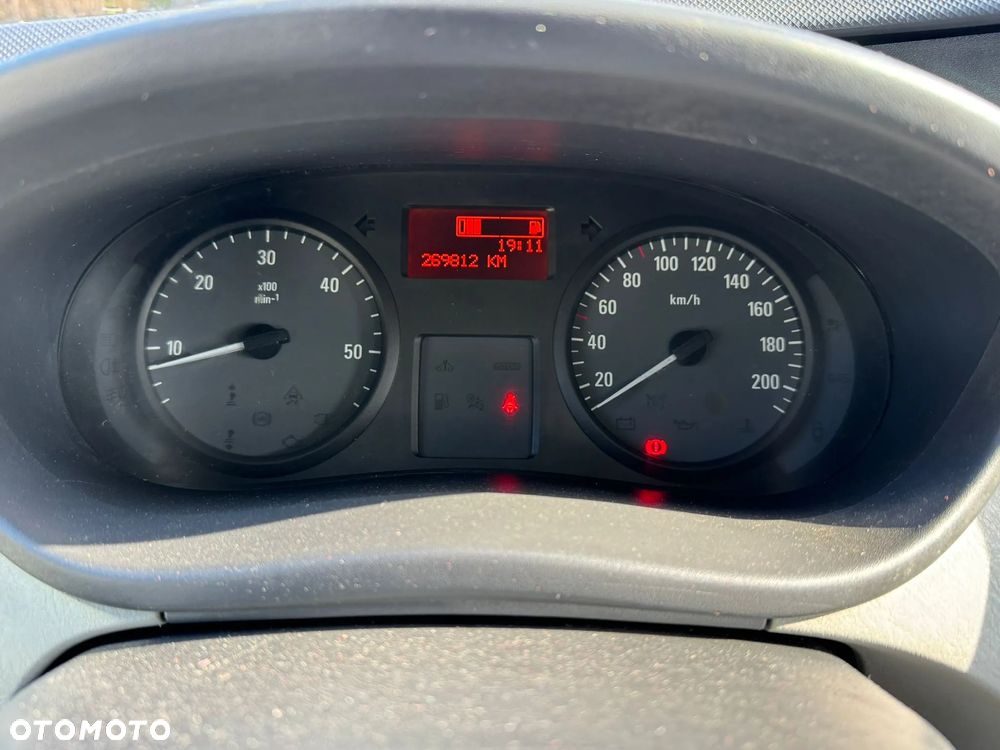 Opel VIVARO LONG KLIMATRYZACJA - 36
