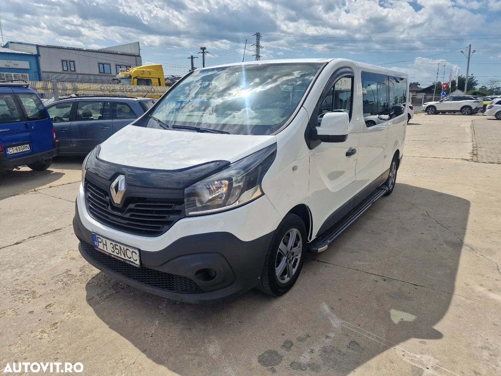 Renault Trafic Combi L2H1 1.6 dCi TT 125 7+1 Expression - 1