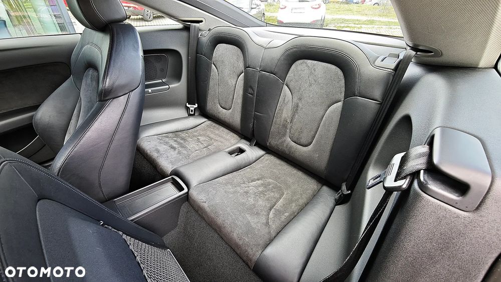 Audi TT Coupé - 22