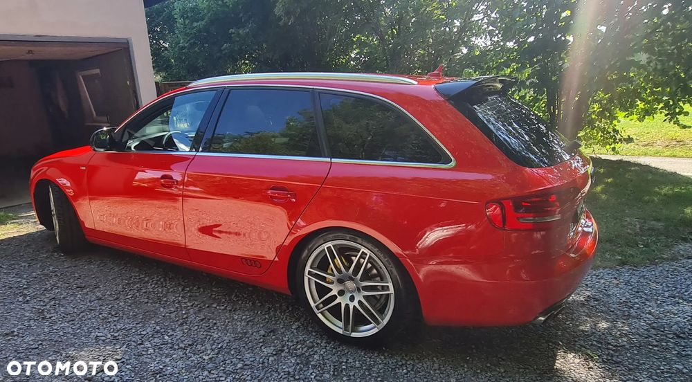 Audi A4 Avant 2.0 TDI - 11
