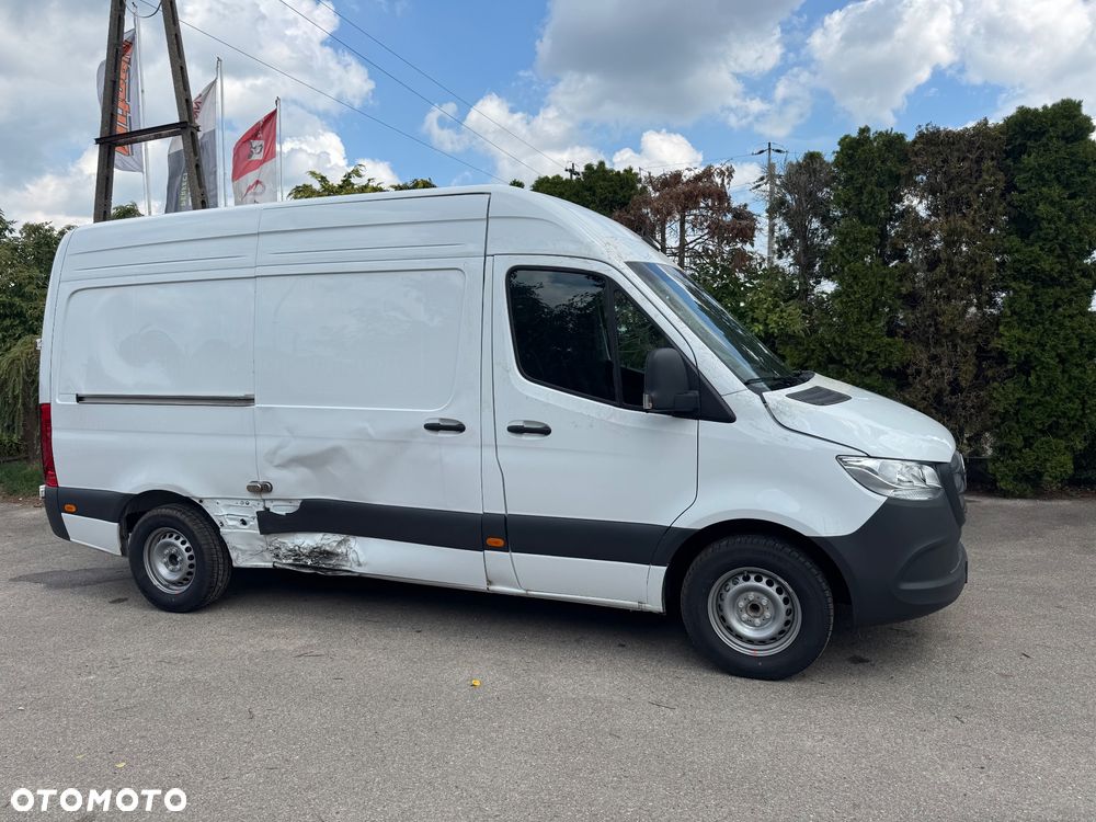 Mercedes-Benz SPRINTER - 37