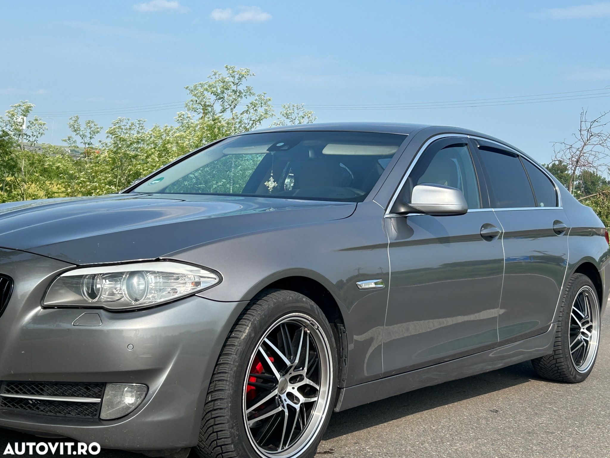 BMW Seria 5 520d Aut. BluePerformance - 1