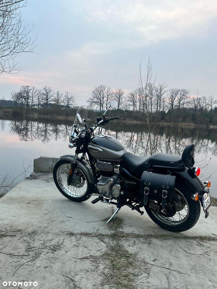 Royal Enfield Meteor - 9