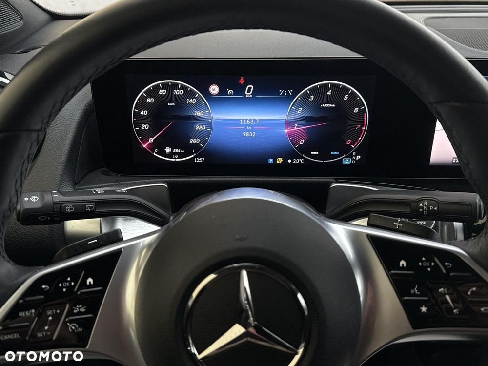 Mercedes-Benz GLB - 15