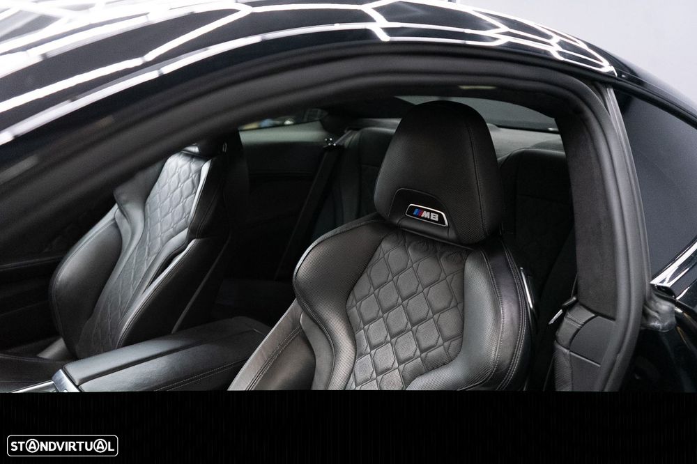 BMW M8 Competition - 35