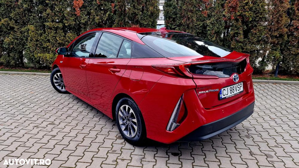 Toyota Prius Hybrid Executive - 3