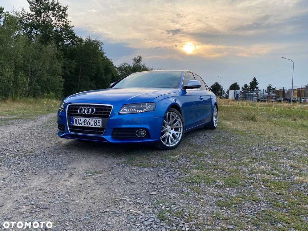 Audi A4 Limousine - 19
