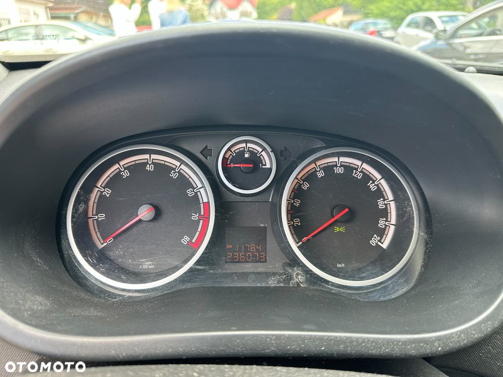Opel Corsa 1.2 16V Enjoy - 12