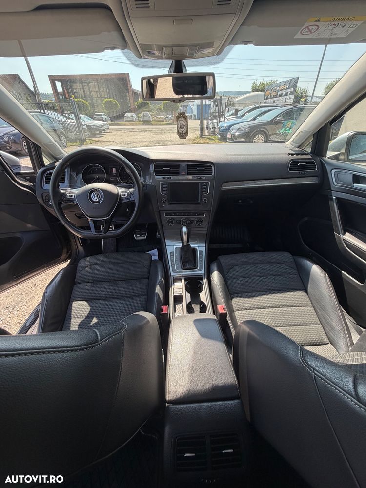 Volkswagen Golf 2.0 TDI DSG 4Motion - 16