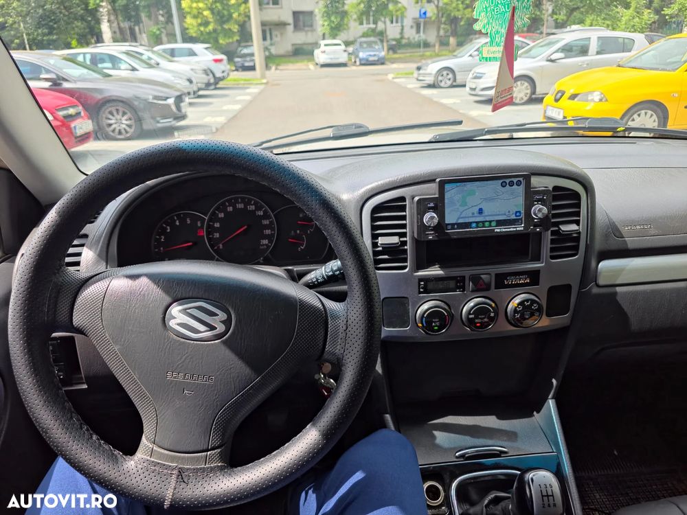 Suzuki Grand Vitara 2.0 TD A/C - 15