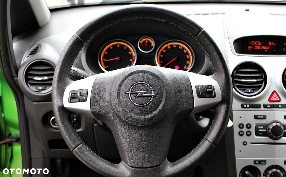 Opel Corsa - 22