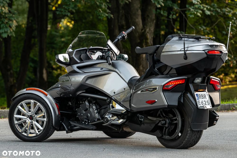 Can-Am Spyder - 4