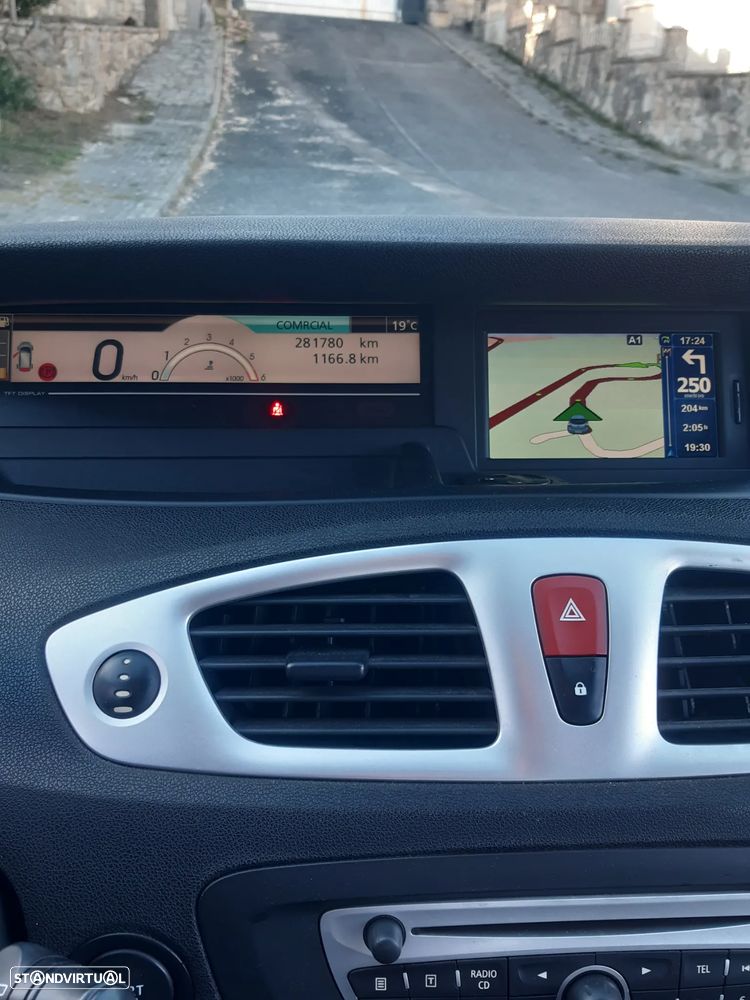 Renault Grand Scénic - 5