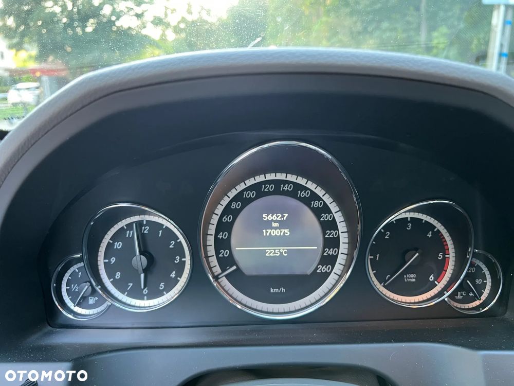 Mercedes-Benz Klasa E - 10