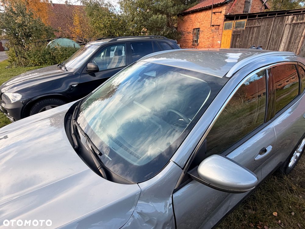 Ford Kuga 2.5 Duratec FHEV TITANIUM - 19