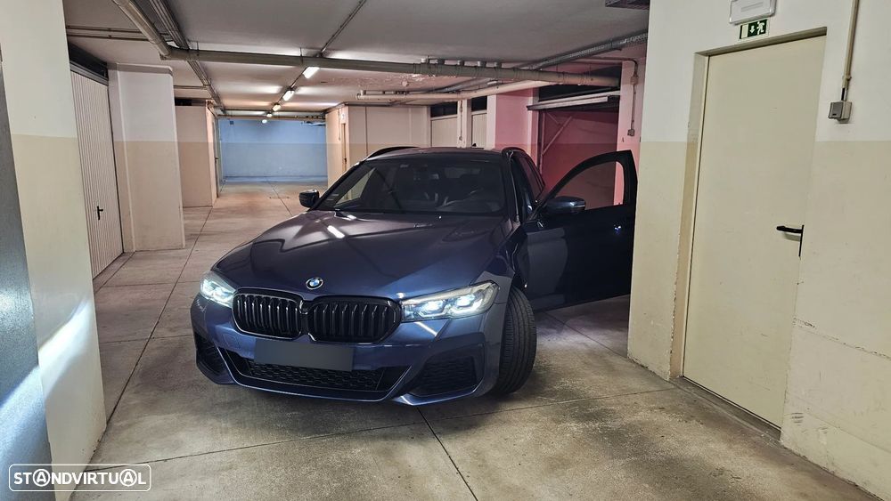 BMW 530 e Pack Desportivo M - 5