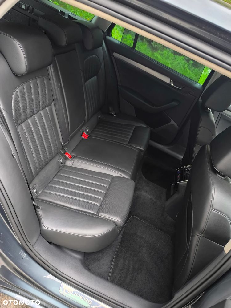 Skoda Superb 2.0 TDI Style - 21