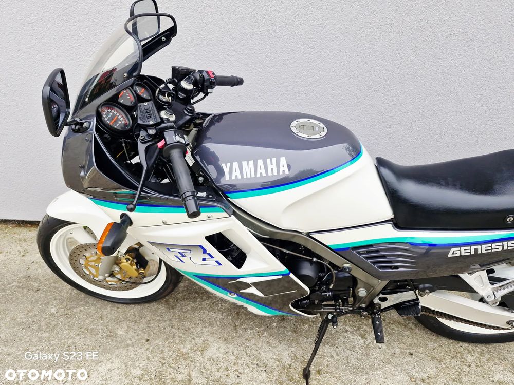 Yamaha FZ - 14