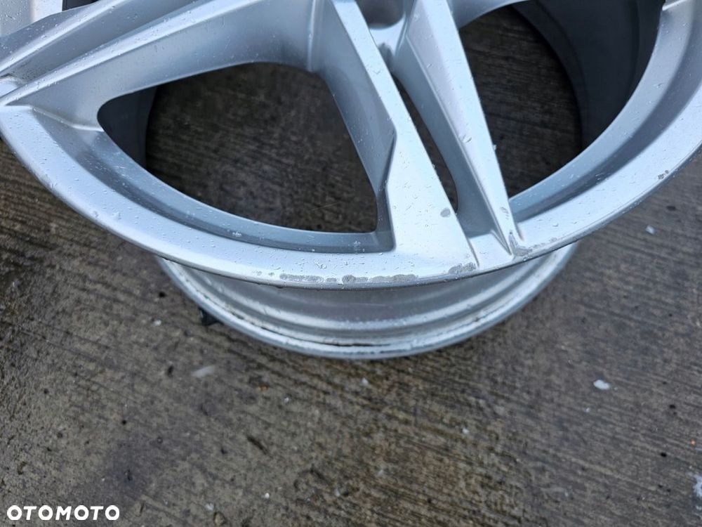 FELGA FELGI AUDI A4 B9 A5 8W R 18 ET40 8W0601025R - 3