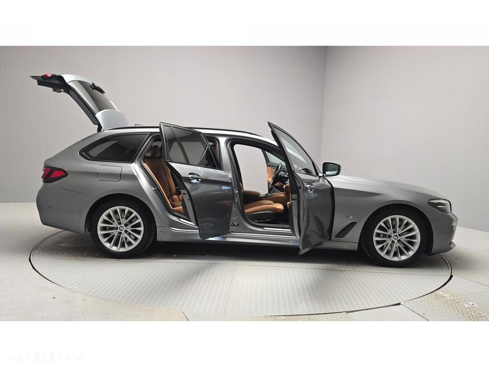 BMW Seria 5 - 11