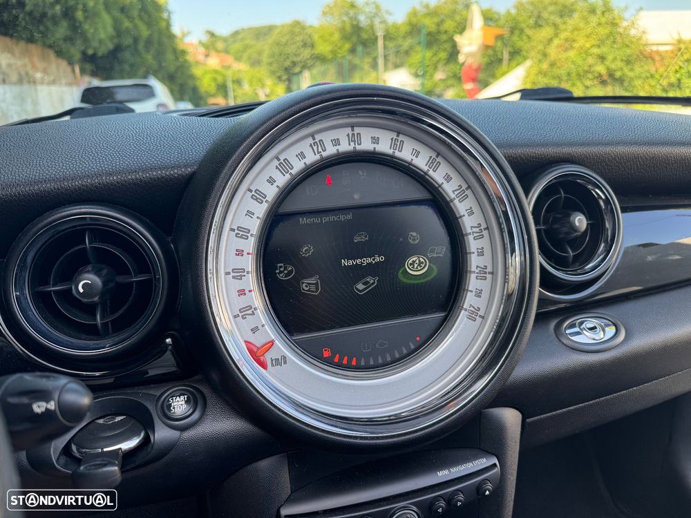 MINI Cabrio Cooper S - 27
