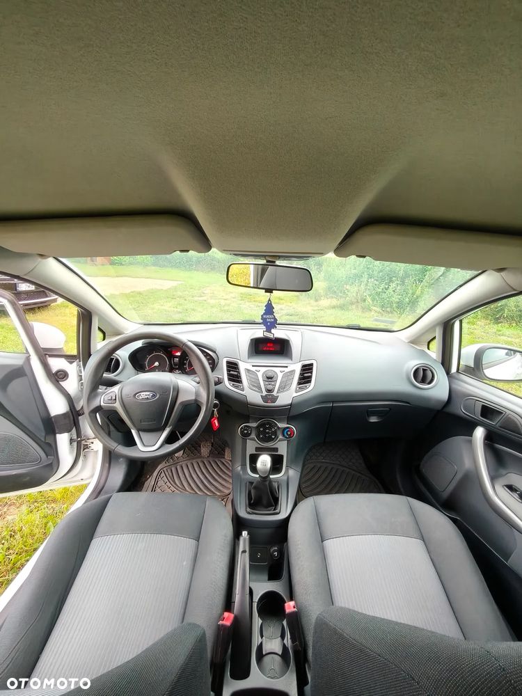 Ford Fiesta 1.25 Trend - 11